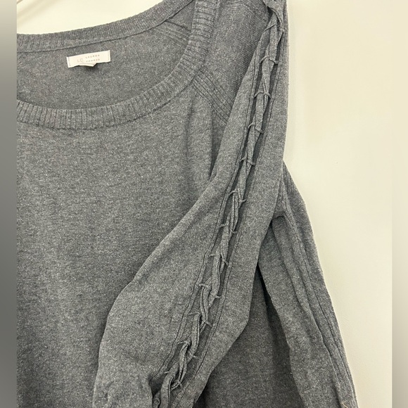Lauren Conrad long sweater with twist detail down arms - Picture 3 of 7